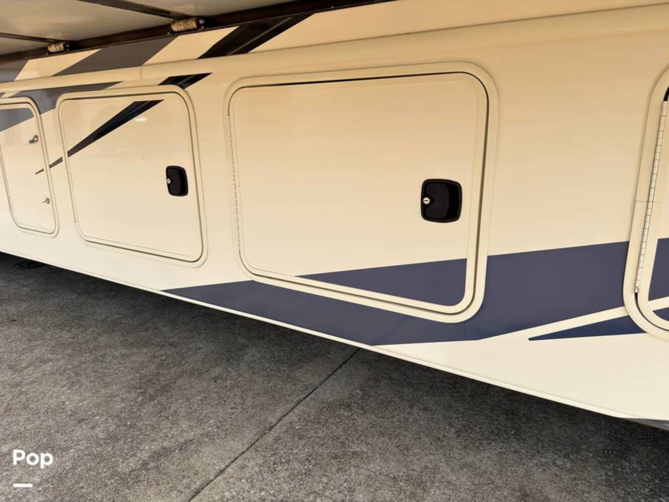 A photo of this 2020 Fleetwood Fortis 34MB