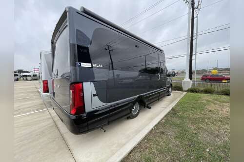 2026 Airstream Atlas Murphy Suite Tommy Bahama MURPHY SUITE TOMMY BAHAMA EDITION in buda TX
