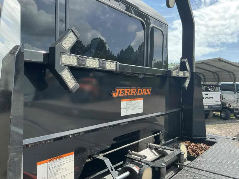 2023 KENWORTH T280