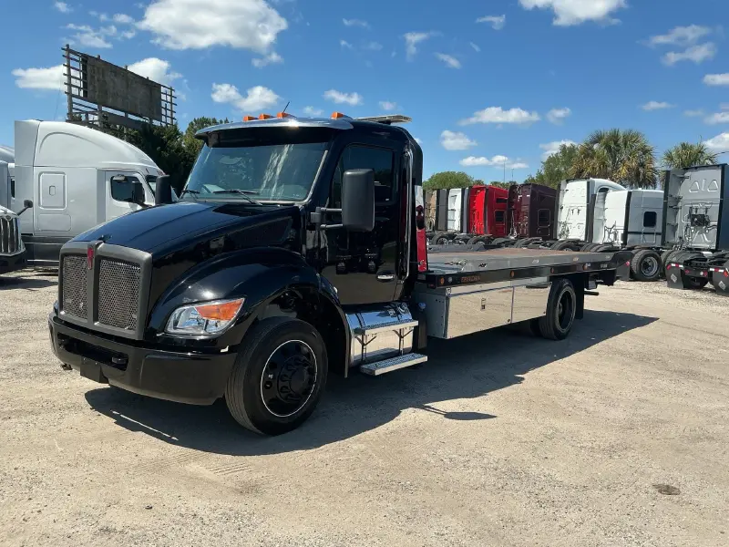 2023 KENWORTH T280