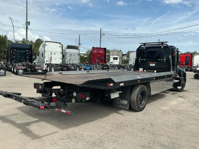2023 KENWORTH T280