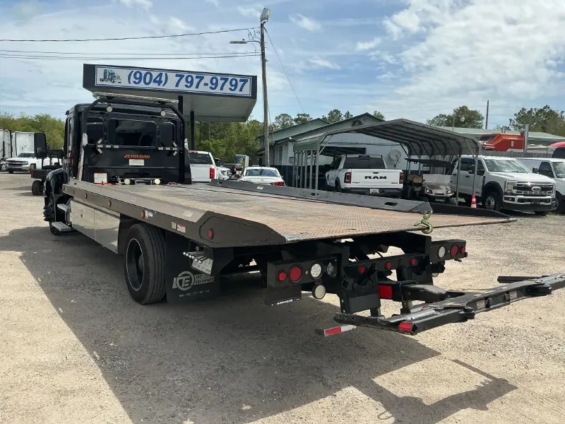 2023 KENWORTH T280