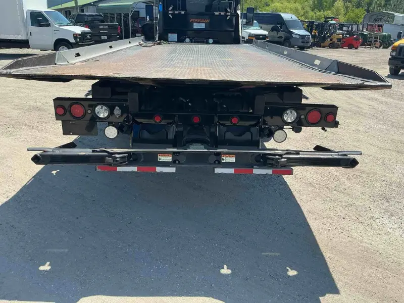 2023 KENWORTH T280
