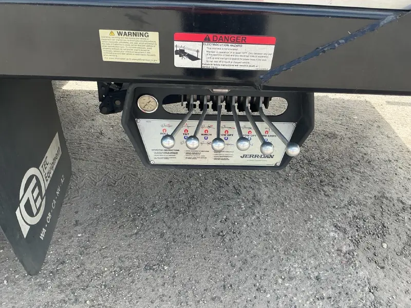 2023 KENWORTH T280