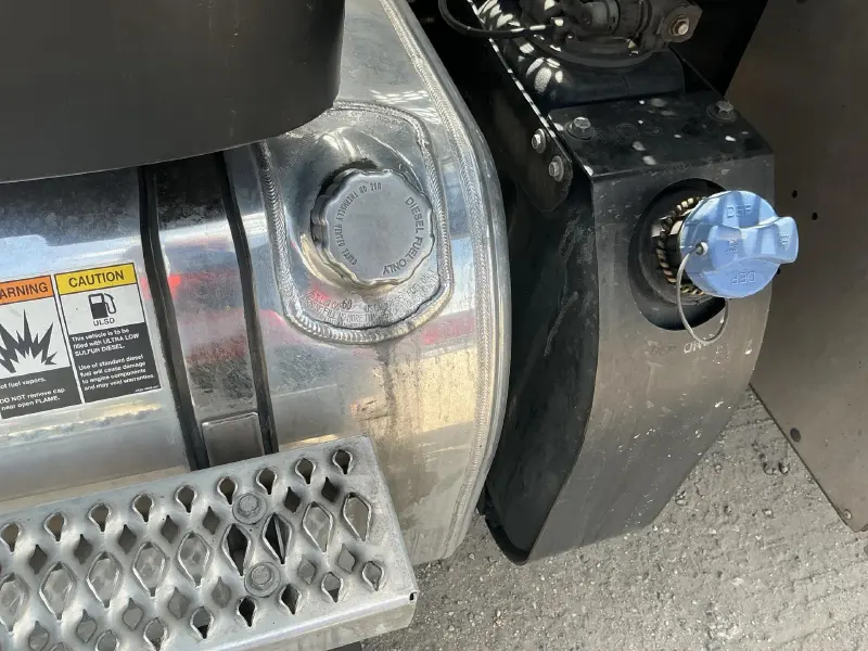 2023 KENWORTH T280