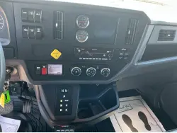 2023 KENWORTH T280