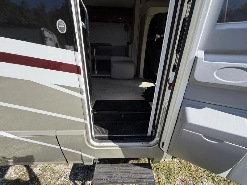 2020 WINNEBAGO VIEW 24J