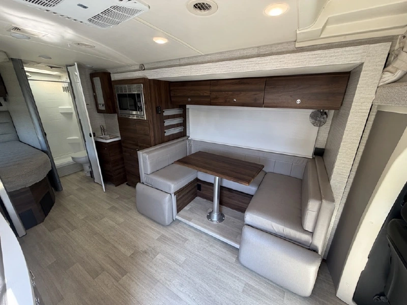 2020 WINNEBAGO VIEW 24J
