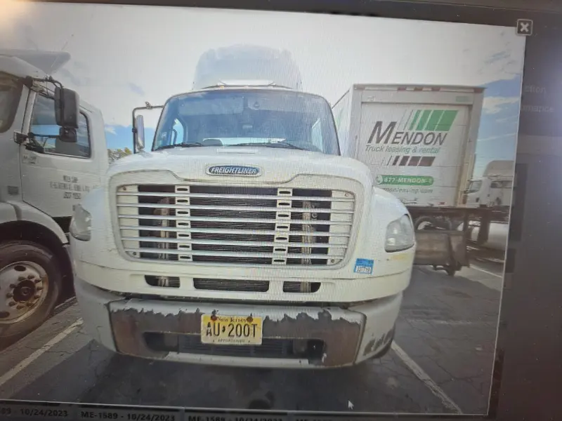 2014 FREIGHTLINER BUSINESS CLASS M2 106