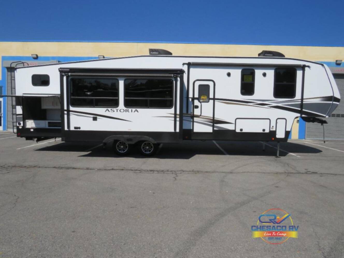 A photo of this 2023 Dutchmen Rv Astoria 3343BHF