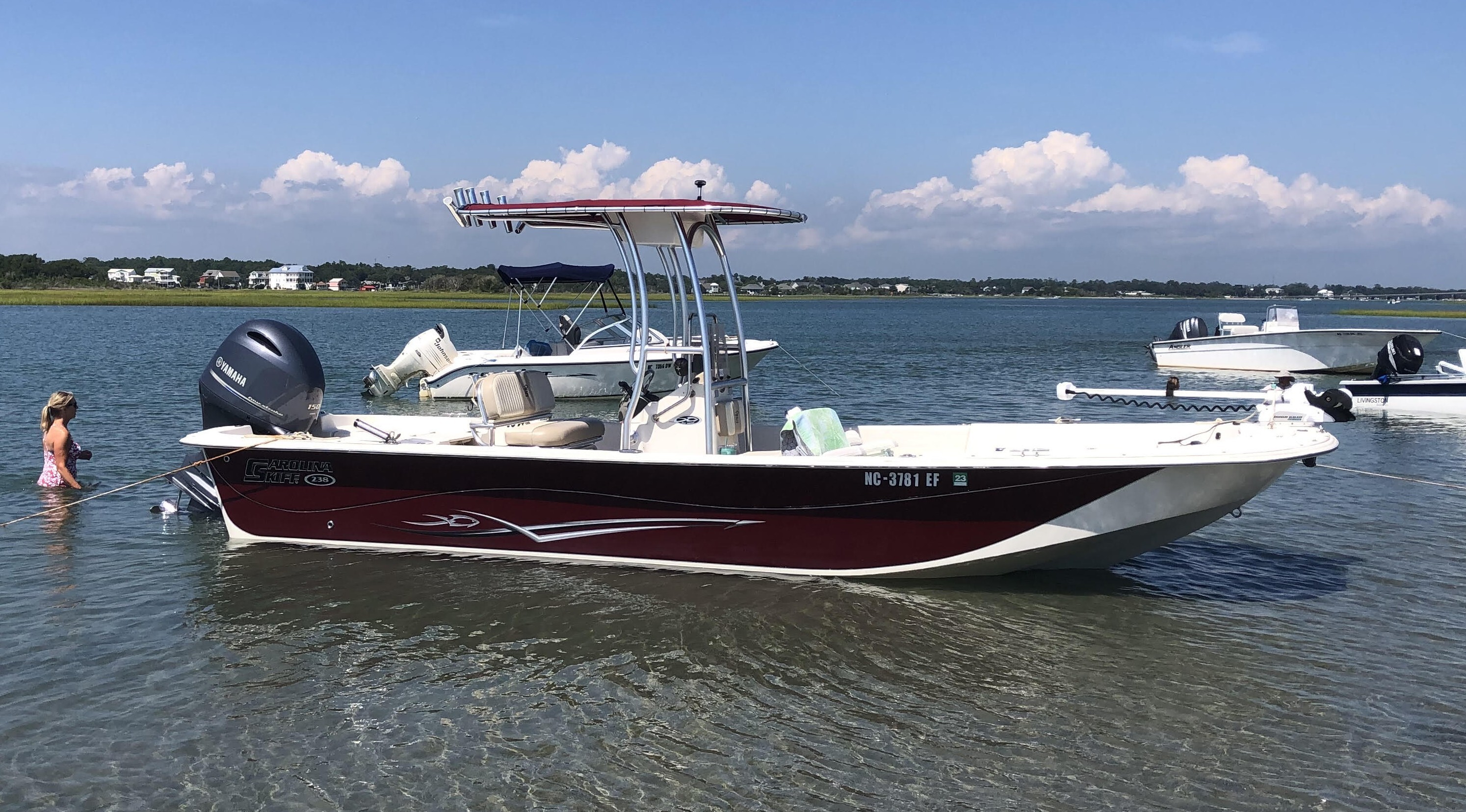 2017 Carolina Skiff 238 Dlv in newport NC