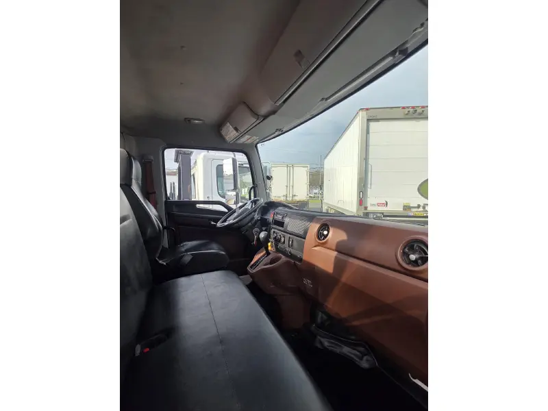 2022 HINO 258/268