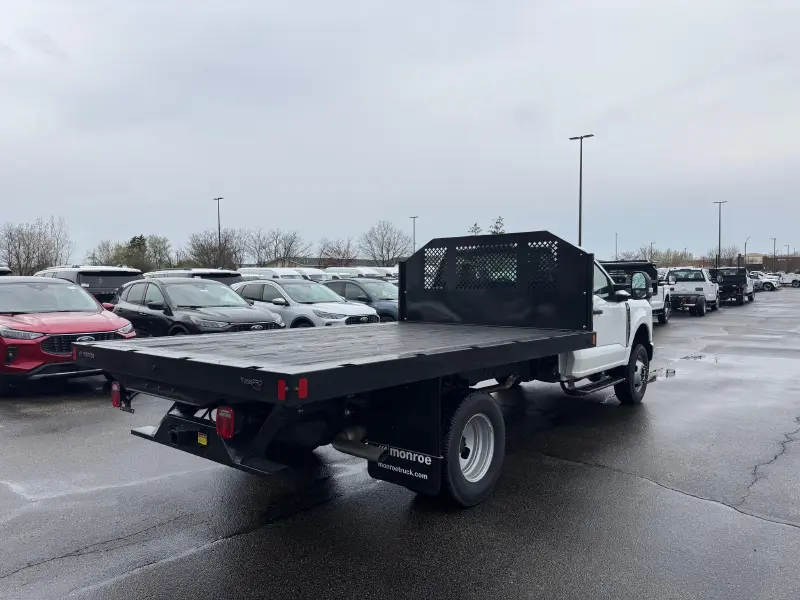 2025 FORD F350