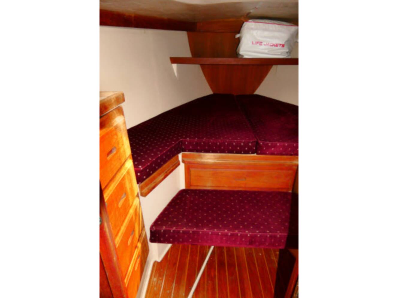 A photo of this 1989 Catalina 34 Tall Rig