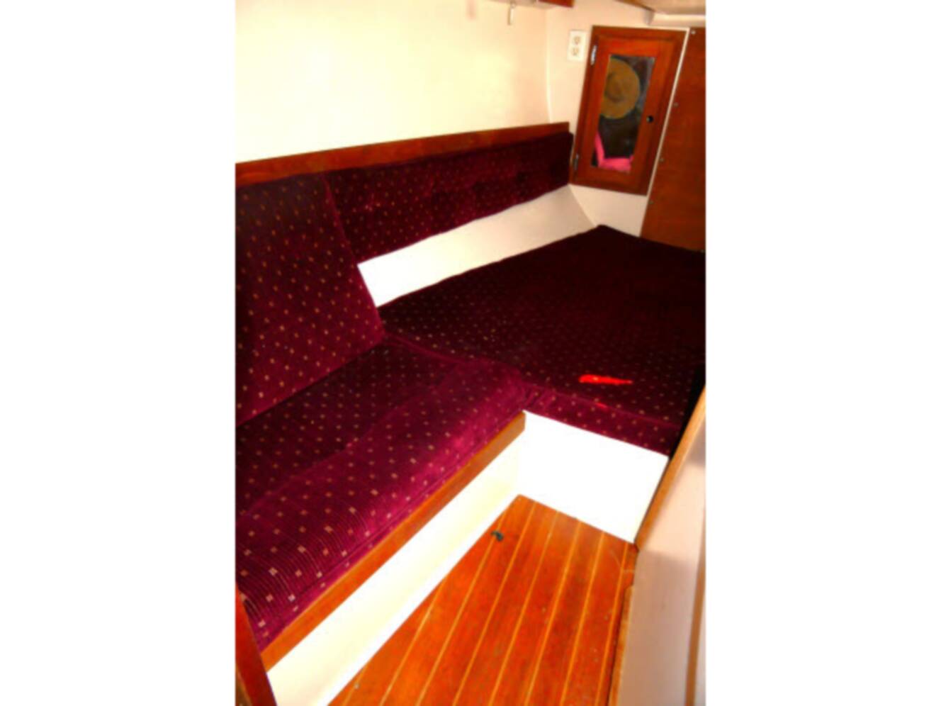 A photo of this 1989 Catalina 34 Tall Rig