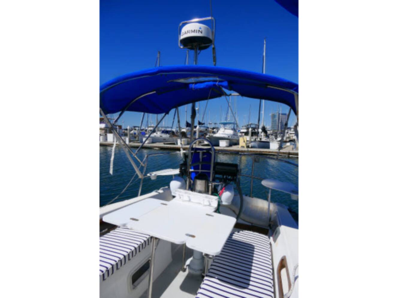 A photo of this 1989 Catalina 34 Tall Rig