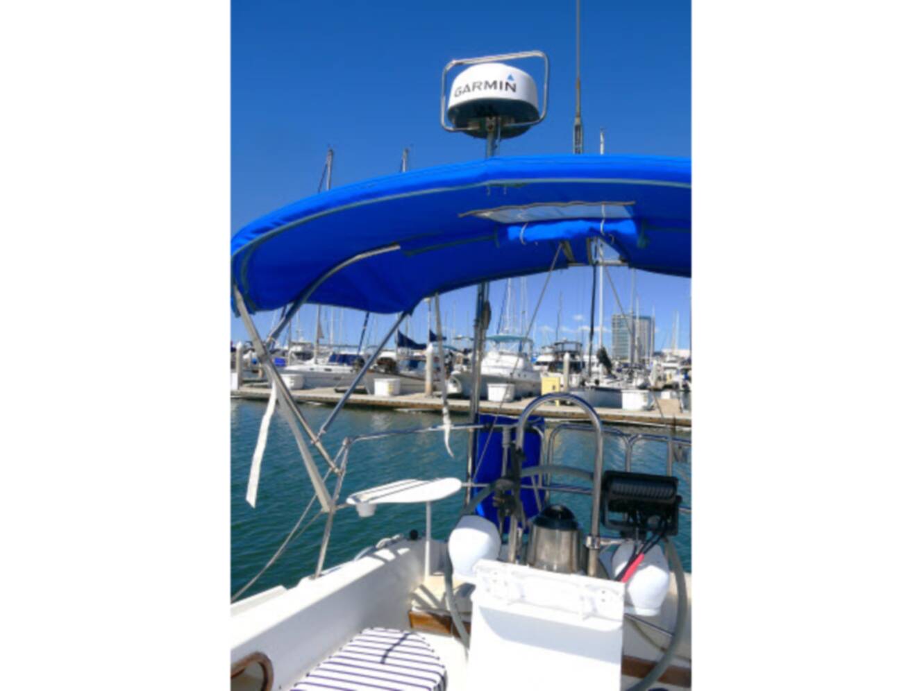 A photo of this 1989 Catalina 34 Tall Rig