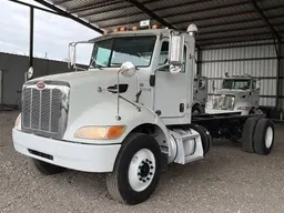 2012 PETERBILT 337 in East Wareham, MA