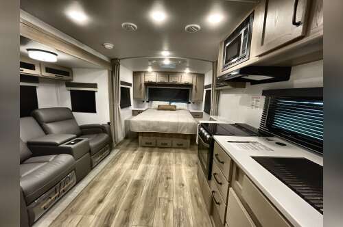 2025 Forest River FLAGSTAFF MICRO LITE 22FBS in hugo MN