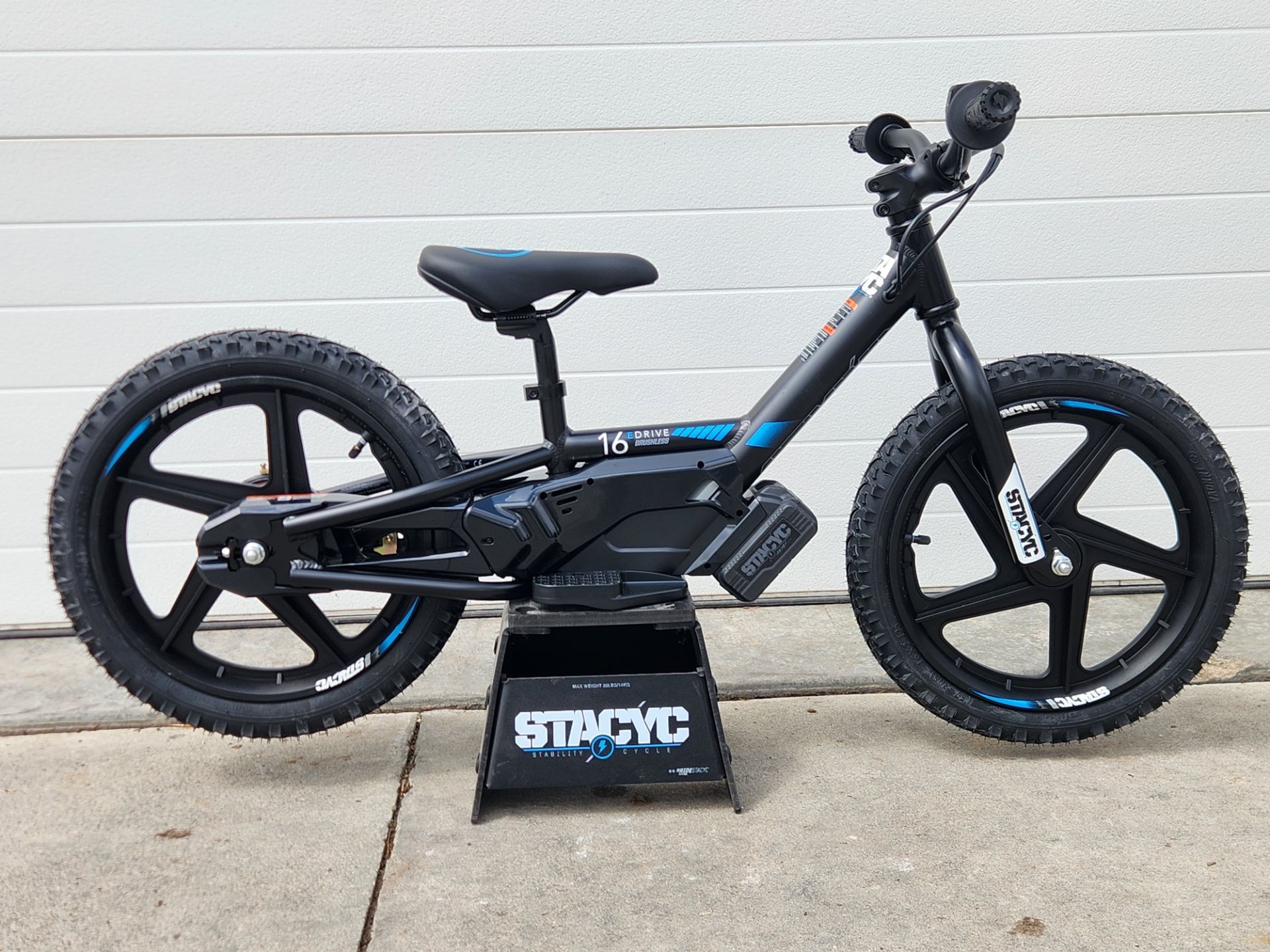 bmx dk bicycles DK Four Pack BMX Bike Black