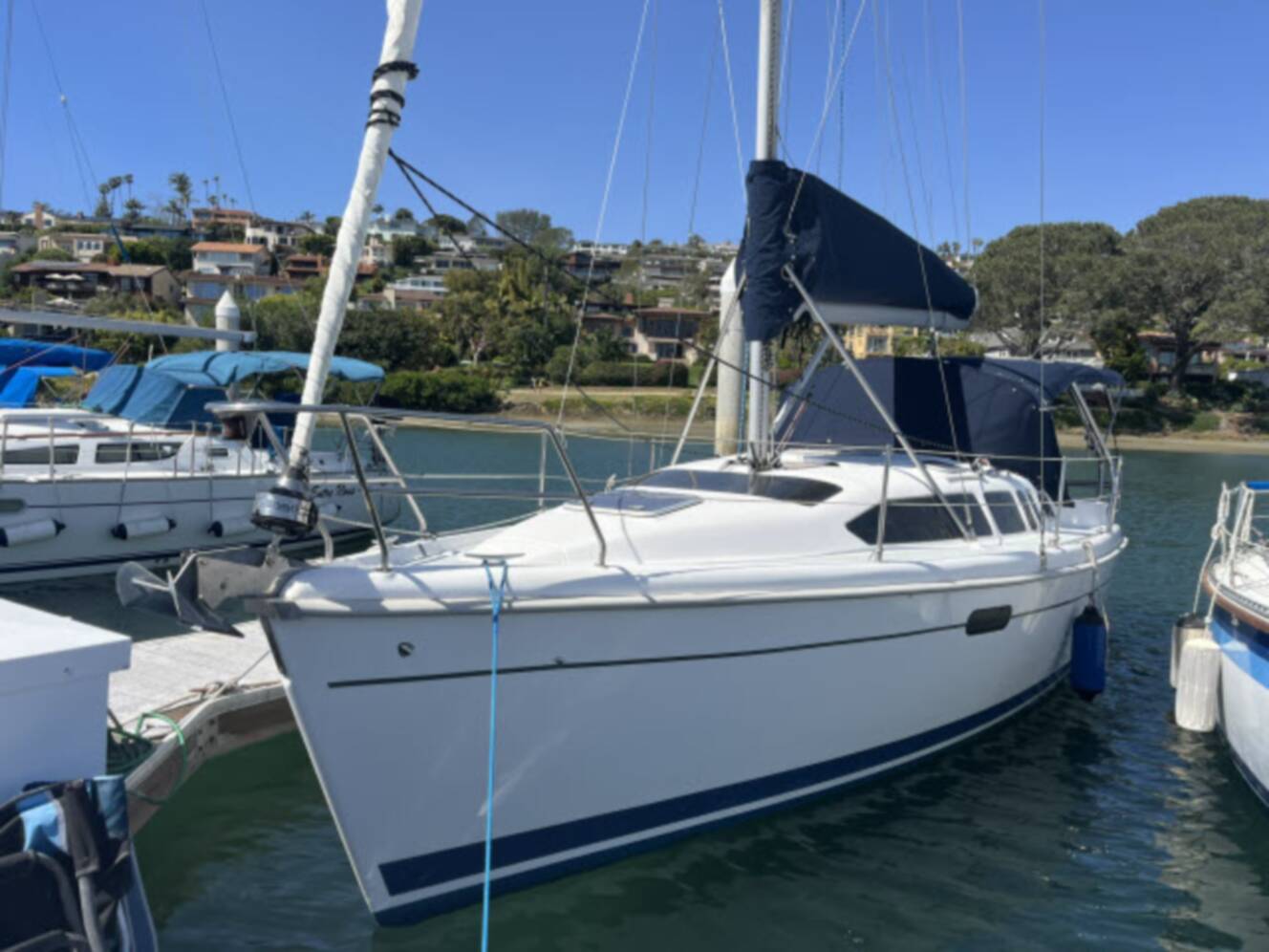 A photo of this 2000 Hunter 340
