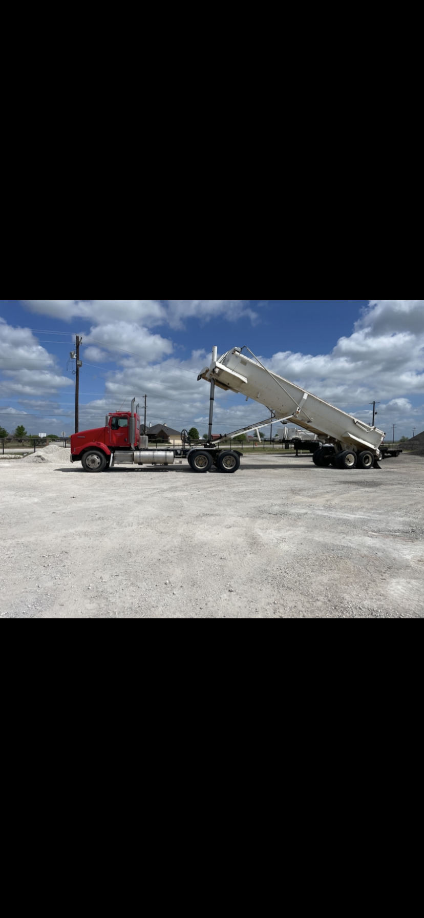 2007 KENWORTH T800 in Krum, TX
