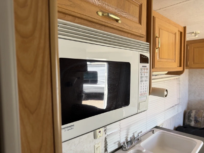 2001 SKYLINE NOMAD 2610