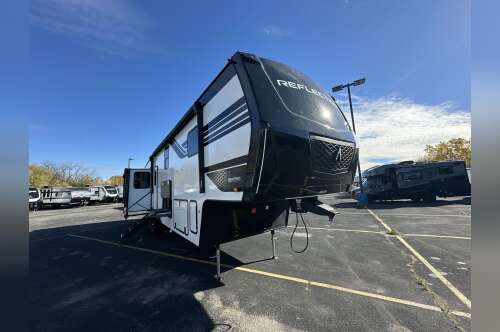 2026 Grand Design REFLECTION 367BHS in green bay WI