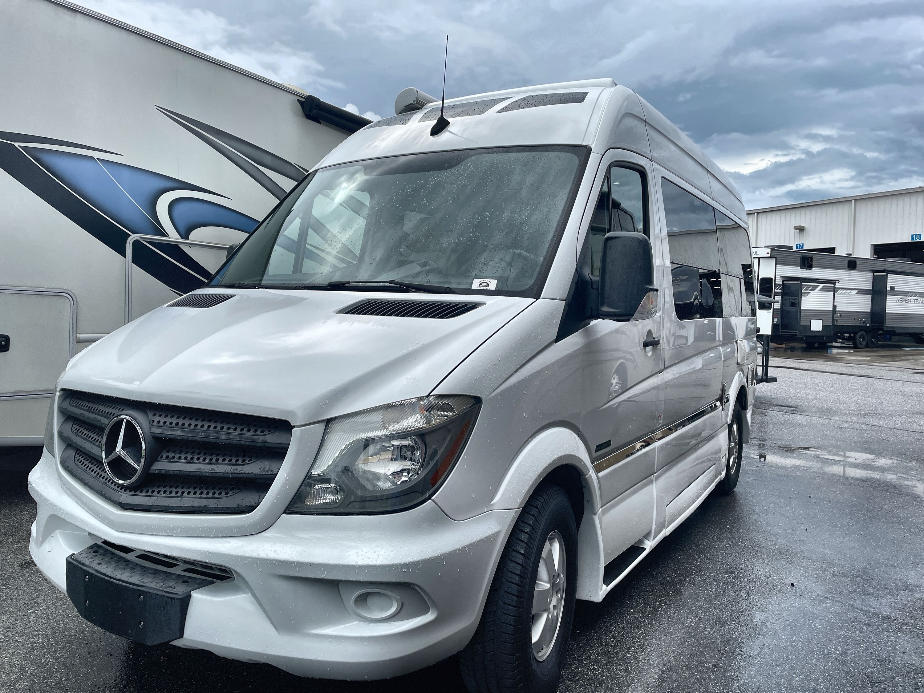 2019 Roadtrek ROADTREK SS AGILE in dover FL