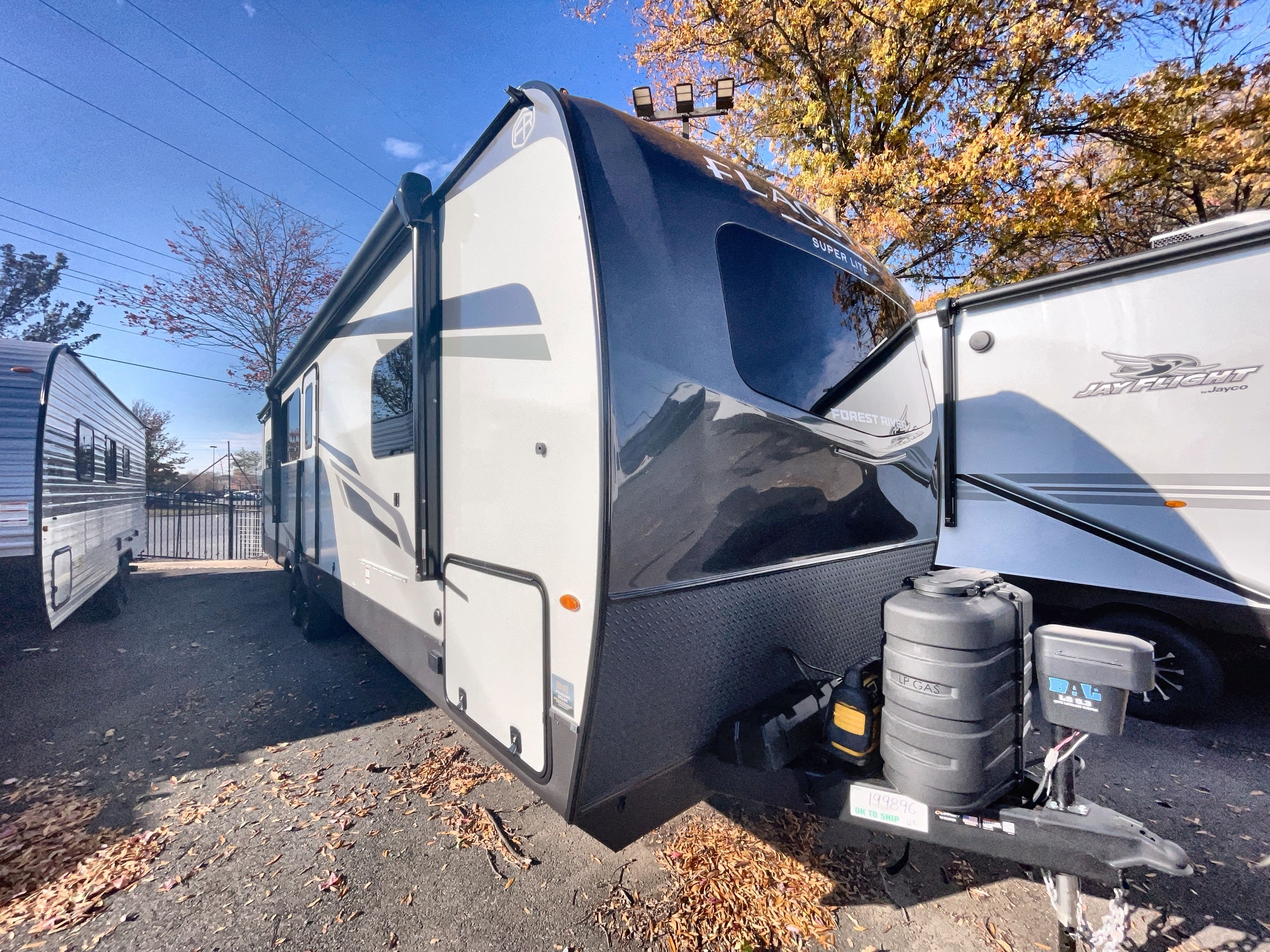 2026 Forest River FLAGSTAFF SUPER LITE 29SRL in manassas VA