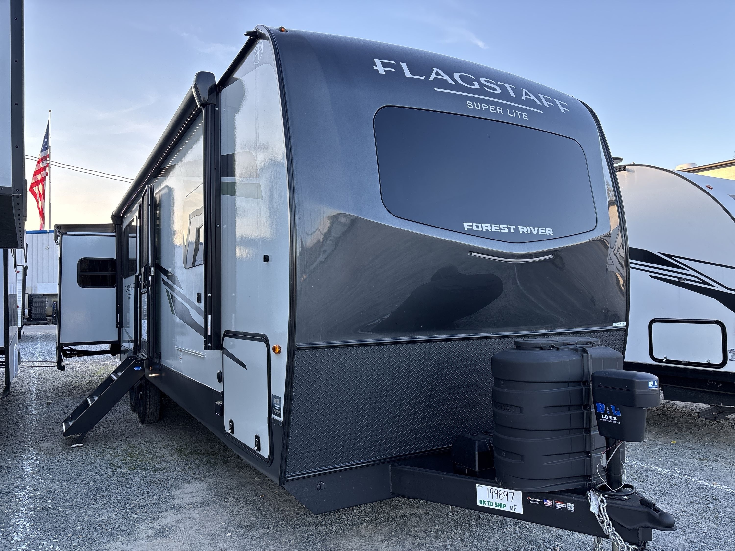 2026 Forest River FLAGSTAFF SUPER LITE 29SRL in hope mills NC