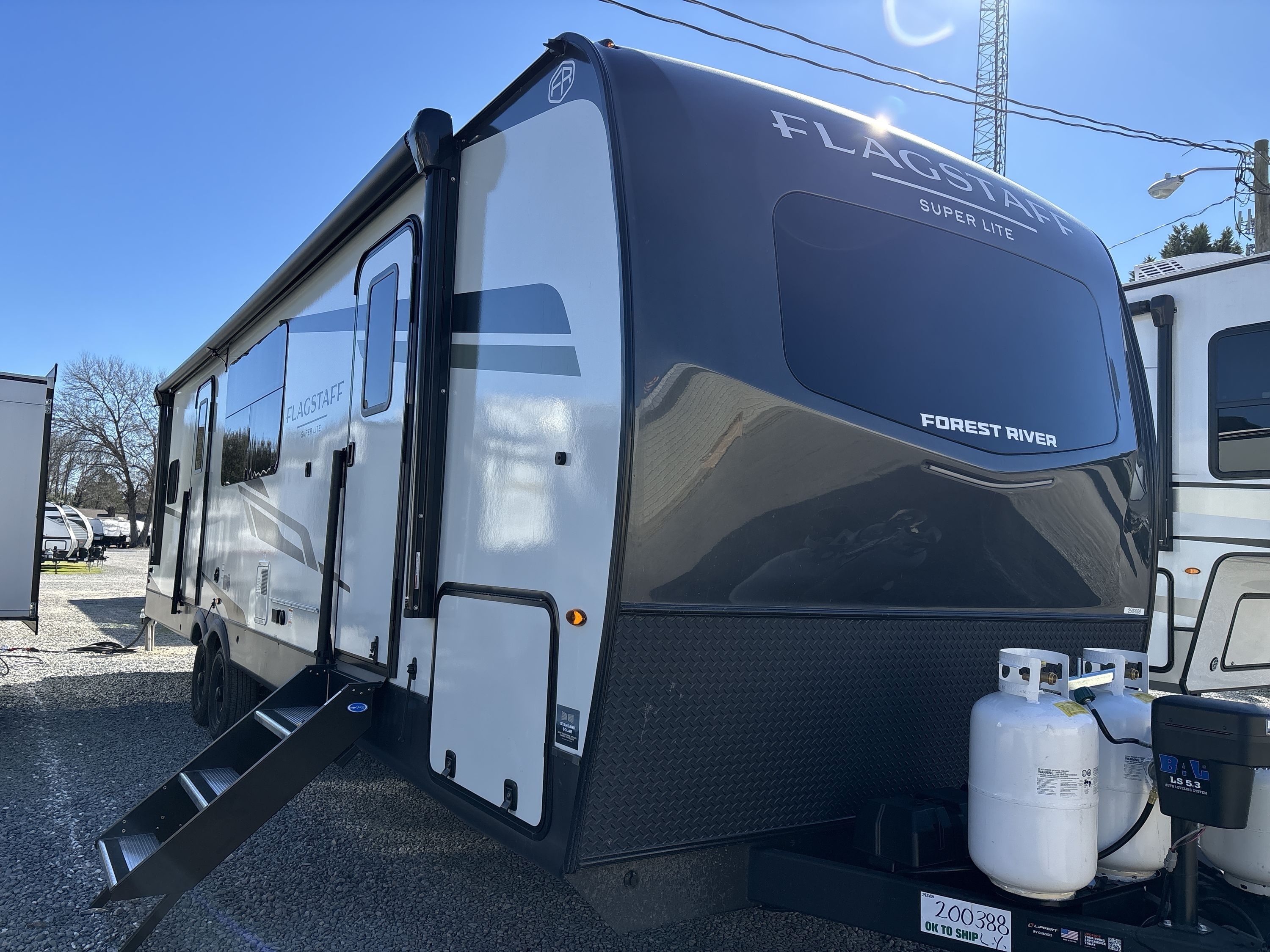 2026 Forest River FLAGSTAFF SUPER LITE 29DBH in hope mills NC