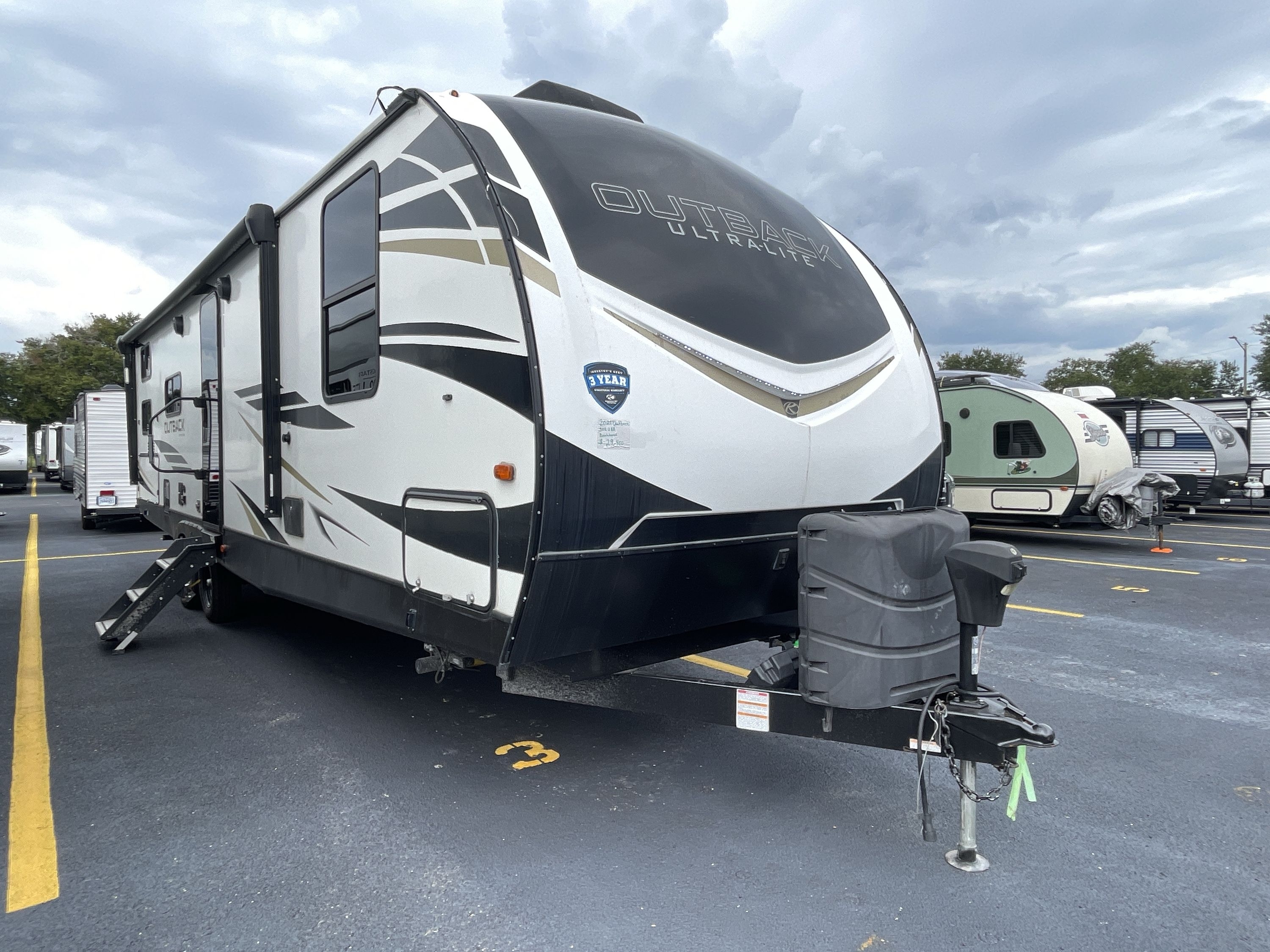 2021 Keystone OUTBACK ULTRA-LITE 302UBH in bartow FL