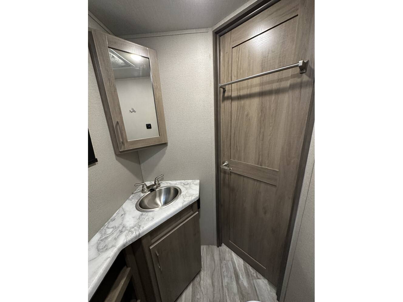 A photo of this 2022 Grand Design IMAGINE XLS 23BHE