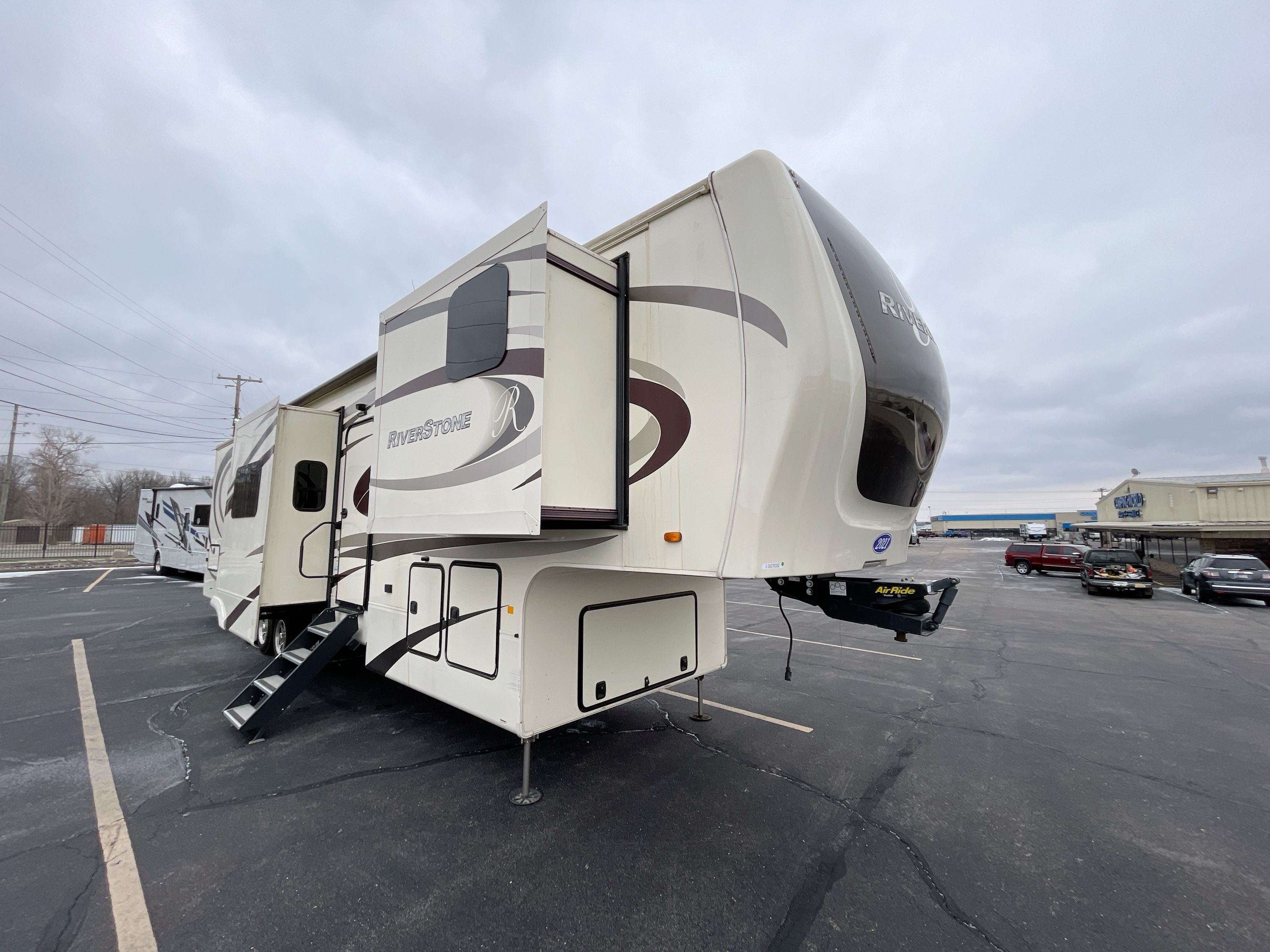 2021 Forest River RIVERSTONE LEGACY 42FSKG in richmond IN