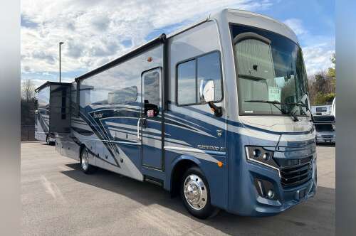 2026 Fleetwood BOUNDER 33C in kodak TN