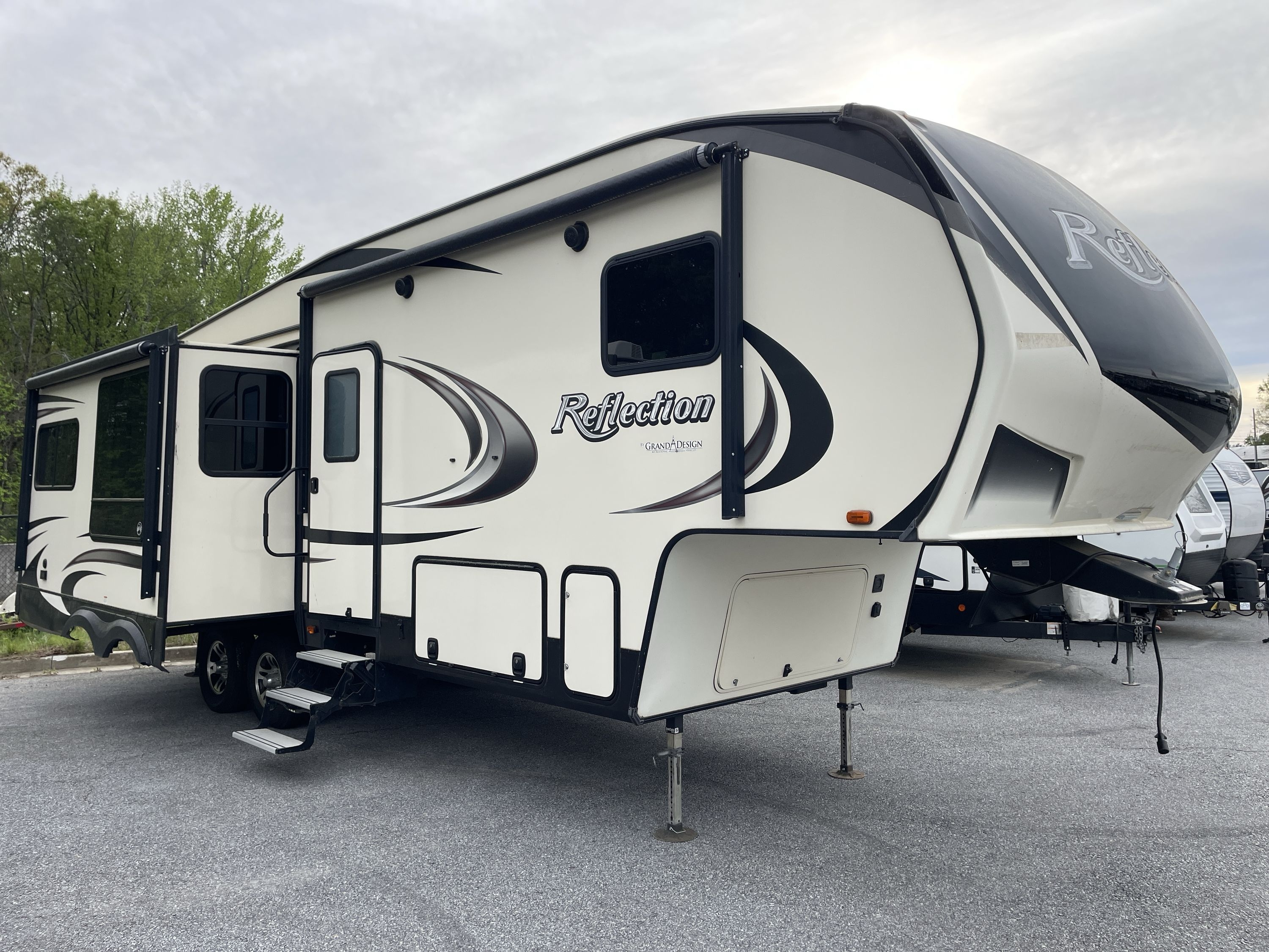 2019 Grand Design REFLECTION 303RLS RV