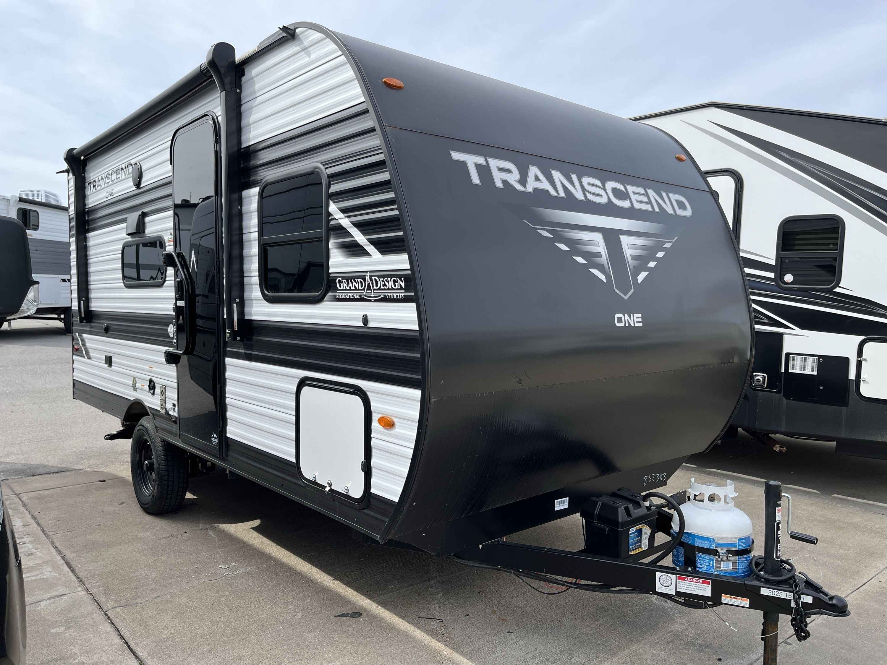 2025 Grand Design TRANSCEND ONE 151BH RV