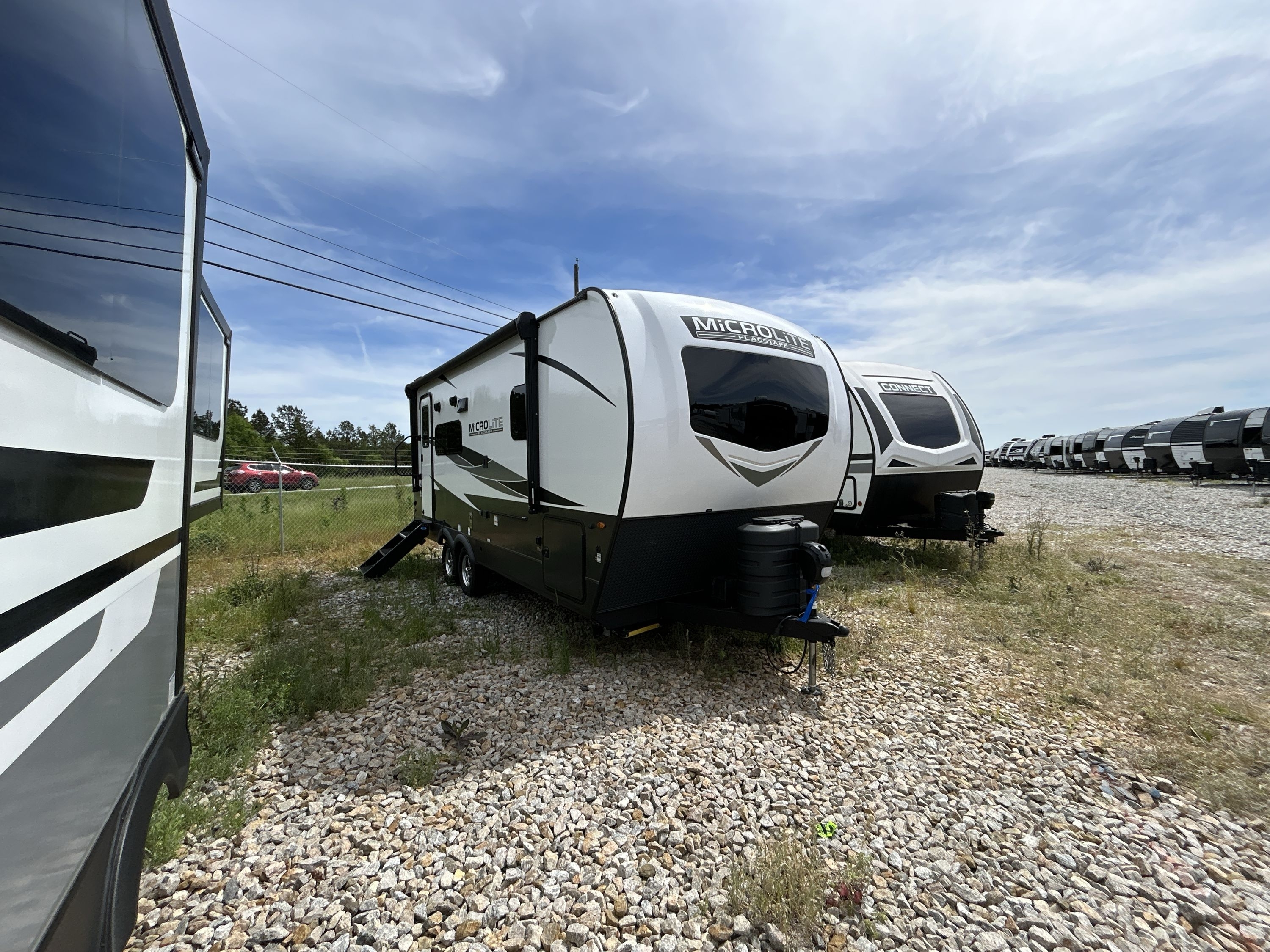 2024 Forest River FLAGSTAFF MICRO LITE 22FBS in salem AL