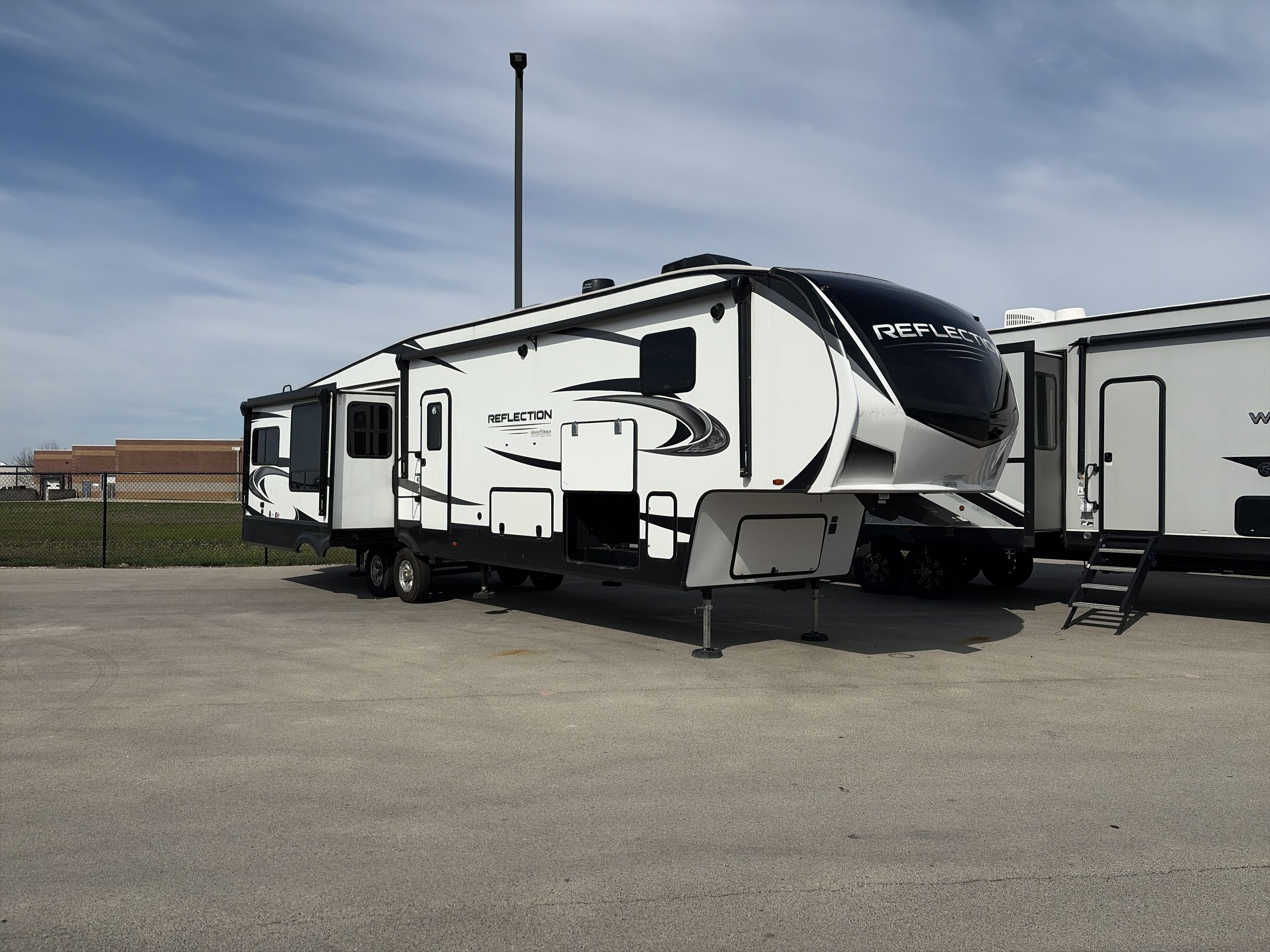 2022 Grand Design REFLECTION 367BHS in springfield IL