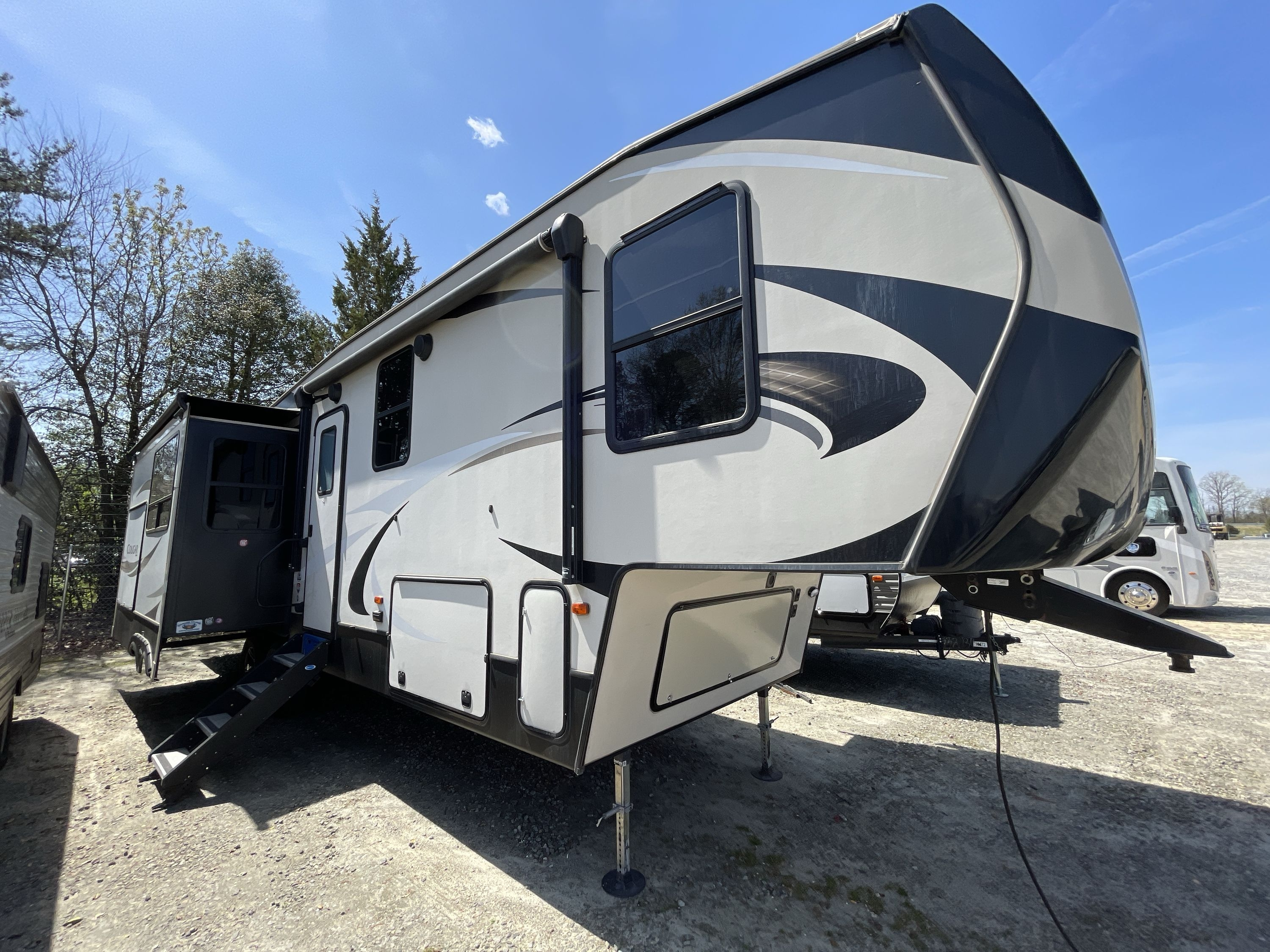 2019 Keystone COUGAR 338RLK RV