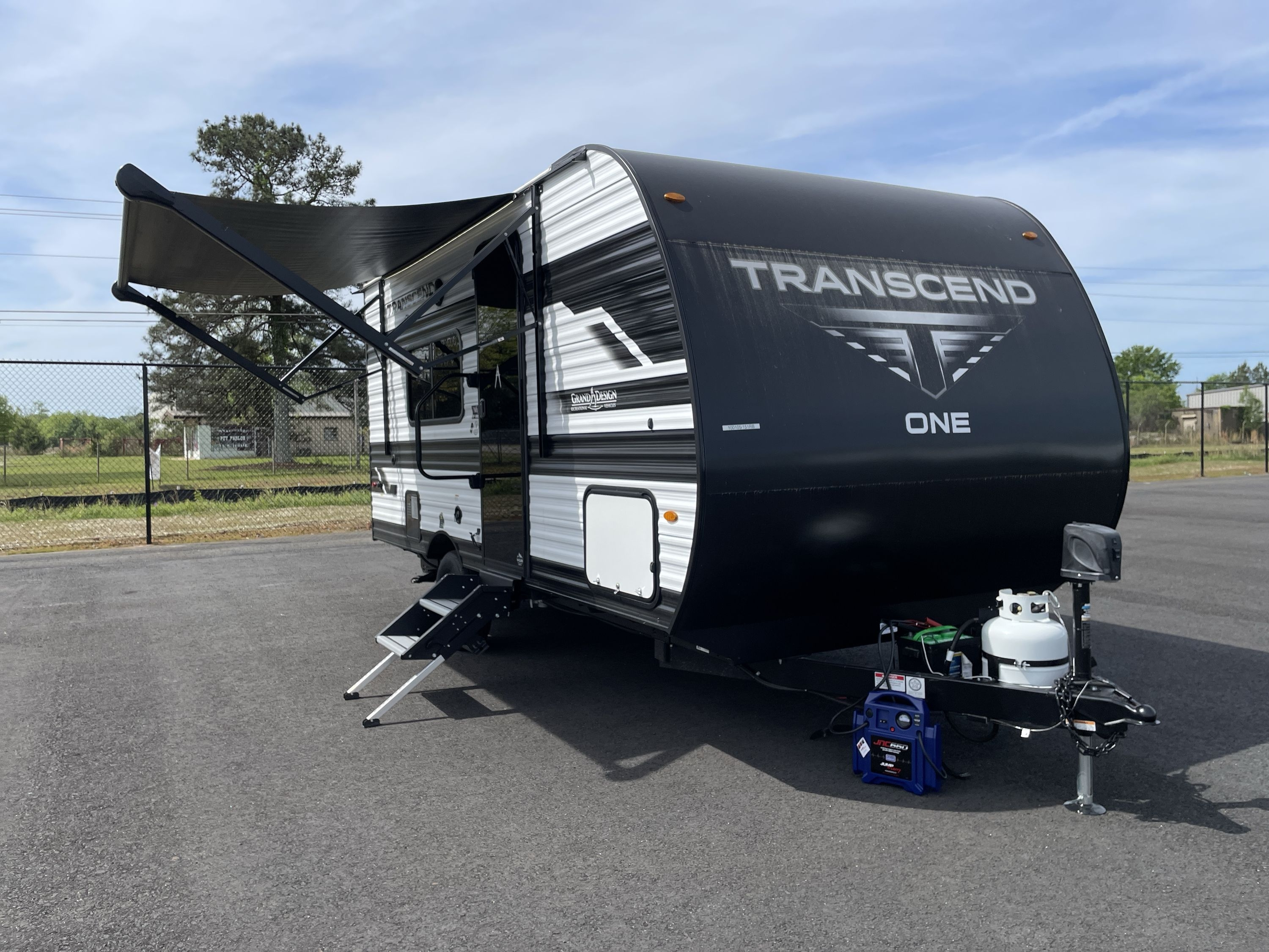 2025 Grand Design TRANSCEND ONE 151RB RV