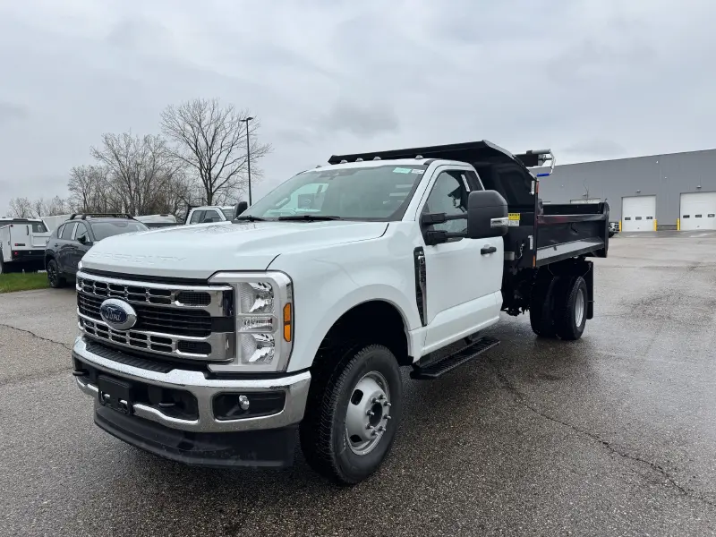 2025 FORD F350