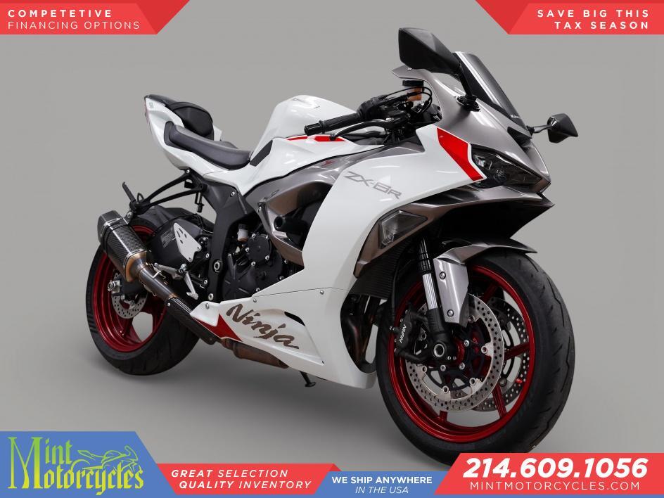 waniwa様 限定価格！【アウトレット】　ホワイト×3 New 2025 Kawasaki Ninja® ZX™-6R, De Pere WI | Specs, Price, Photos