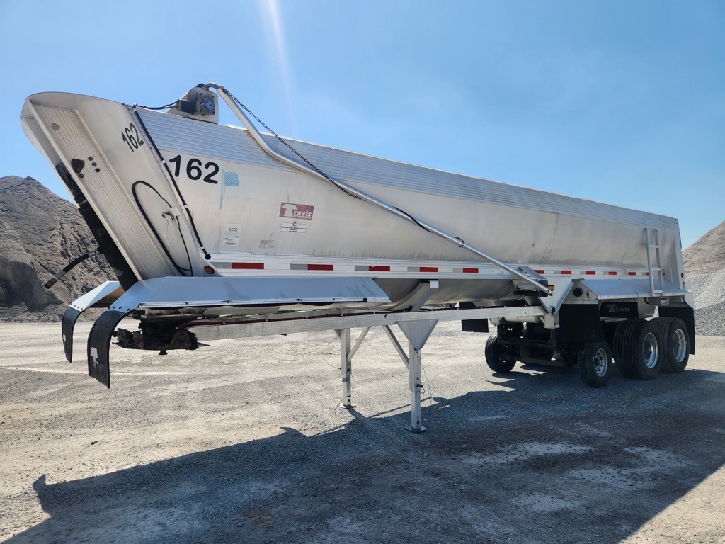2016 TRAVIS TRAILER END DUMP in Mobile, AL