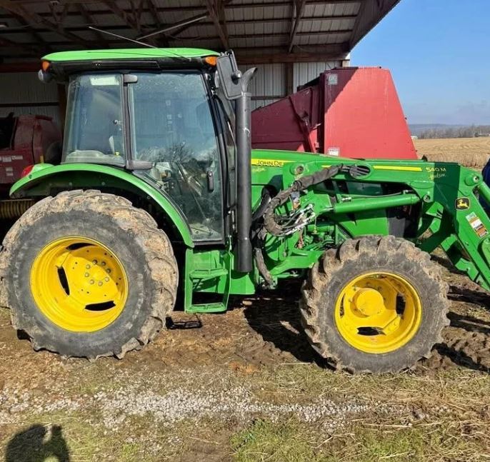 2020 JOHN DEERE 5090E in Hopkinsville, KY