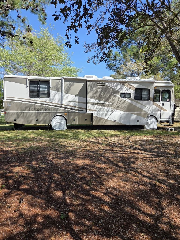 2006 Fleetwood Expedition 38N in chipley FL