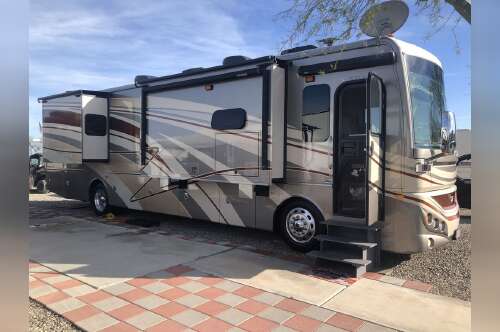 2015 Fleetwood Expedition 38K in elmwood WI