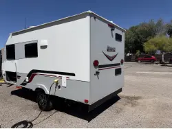 2020 LANCE 1475S