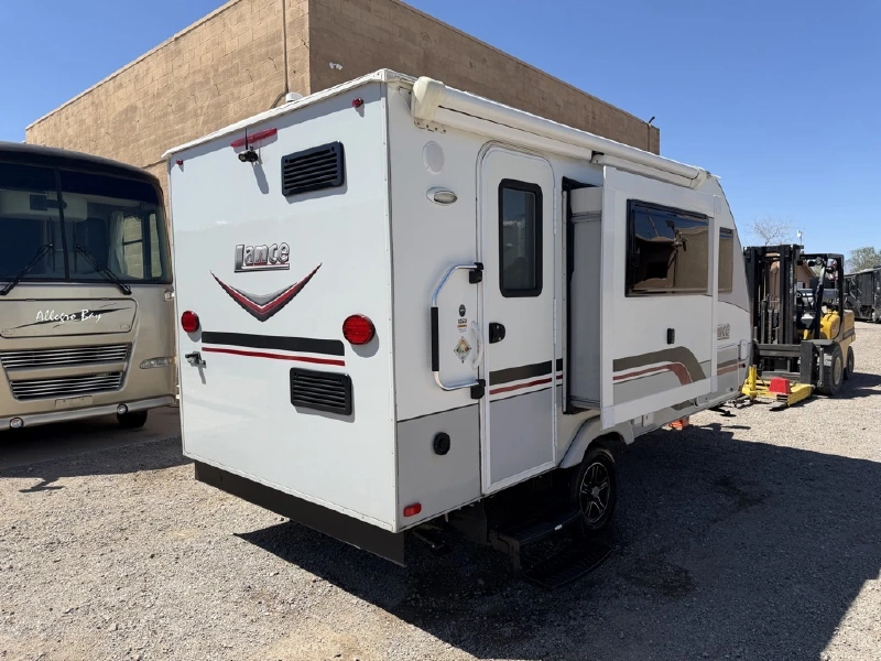 2020 LANCE 1475S